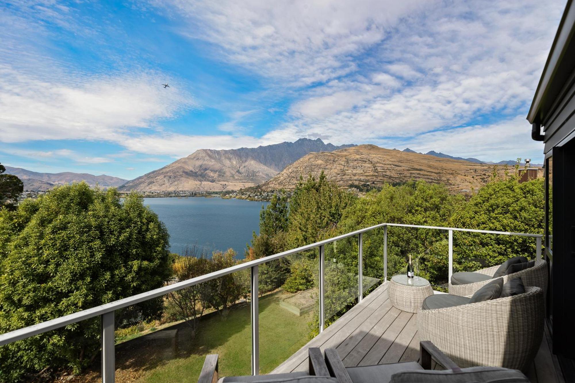 The Bonailie Bothy Villa Queenstown Exteriör bild